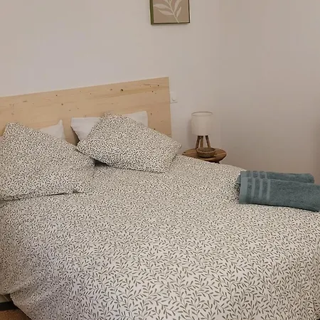Maison Familiale 6 Personnes Terrasse Couverte Et Jardin Prive